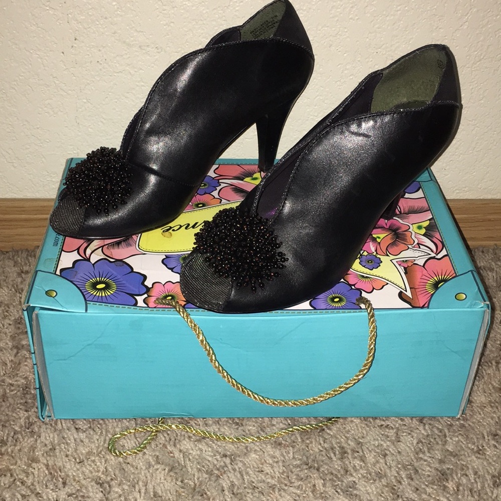 Poetic license heels